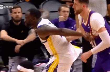 追梦摆拳KO努尔基奇！赛季第三次被驱逐 禁赛几场？