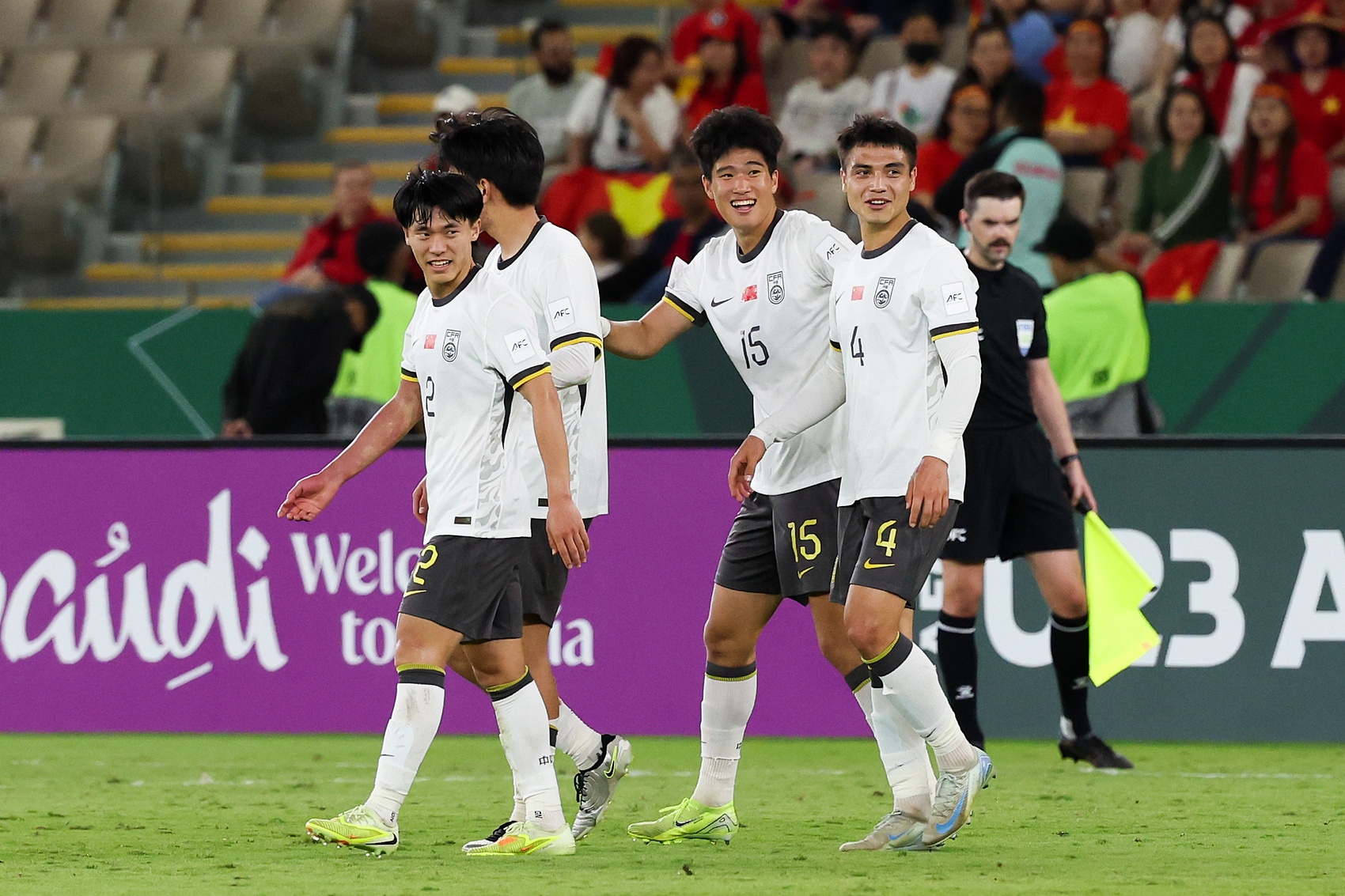 hth体育官网登录入口-媒体人：无论结果，安东尼奥是本世纪米卢里皮之外最成功的外教